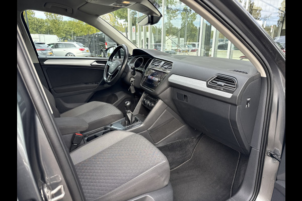 Volkswagen Tiguan 1.4 TSI ACT Comfortline Business | NL- auto | ACC | Clima | Carplay | Navi Volkswagen Tiguan 1.4 TSI ACT Comfortline Business | NL- auto | ACC | Clima | Carplay | Navi