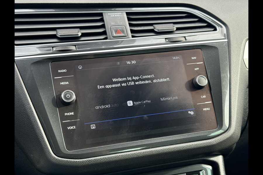 Volkswagen Tiguan 1.4 TSI ACT Comfortline Business | NL- auto | ACC | Clima | Carplay | Navi Volkswagen Tiguan 1.4 TSI ACT Comfortline Business | NL- auto | ACC | Clima | Carplay | Navi
