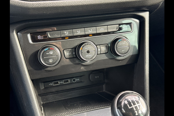 Volkswagen Tiguan 1.4 TSI ACT Comfortline Business | NL- auto | ACC | Clima | Carplay | Navi Volkswagen Tiguan 1.4 TSI ACT Comfortline Business | NL- auto | ACC | Clima | Carplay | Navi