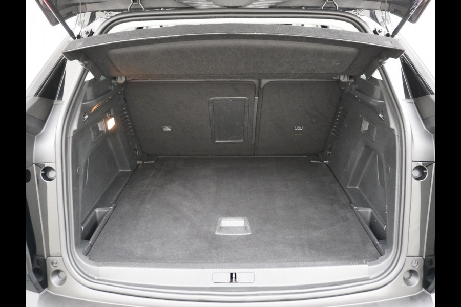 Peugeot 3008 1.2T 131PK GT Line 360°Camera Trekhaak Apple Carplay Android Auto Navi Ecc Stoelverwarming Cruise Control Pdc Lmv Led Dealeronderhouden