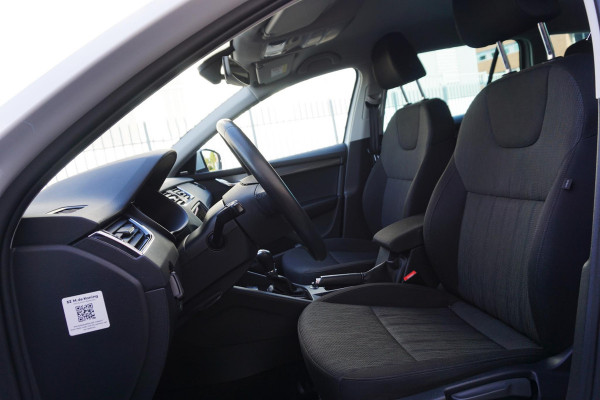 Škoda Octavia Combi 1.5 TSI 150PK Bus. Edition Plus|Virtual Cockpit| Metallic Moon White!