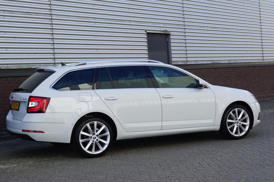 Škoda Octavia Combi 1.5 TSI 150PK Bus. Edition Plus|Virtual Cockpit| Metallic Moon White!