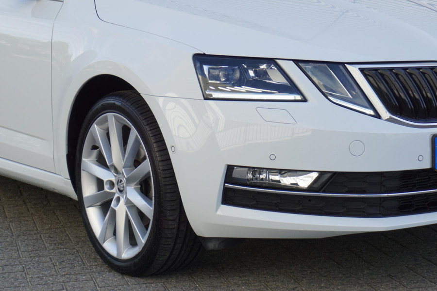 Škoda Octavia Combi 1.5 TSI 150PK Bus. Edition Plus|Virtual Cockpit| Metallic Moon White!
