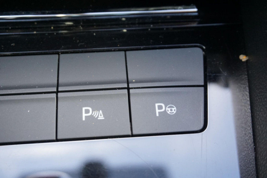 Škoda Octavia Combi 1.5 TSI 150PK Bus. Edition Plus|Virtual Cockpit| Metallic Moon White!