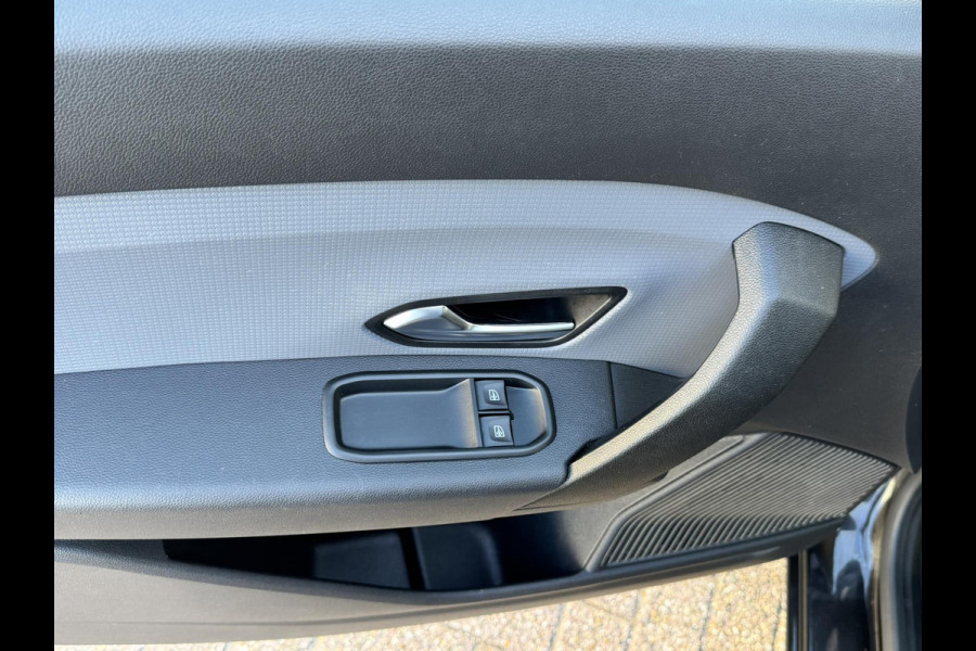 Renault Express 1.3 TCe 100 Comfort Cruise control Airco Parkeersensoren v/a plus camera Dodehoekdetectie Radio met Bleutooth