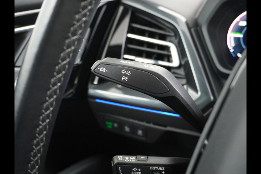 Audi Q4 e-tron 50 Quattro 300pk S-Line Competition Pano-dak Leer Matrix-Led 21" 77kWh Sonos®-Audio Warmtepomp Adaptive-CruiseHead-Up-Display La Assistentie Pack Comfort-plus Pack Dynamic Pack Interieur Pack Keyless Pack Automatisch grootlicht Privacy-Glass Zeer compleet Grote Accu €75.000 nieuw
