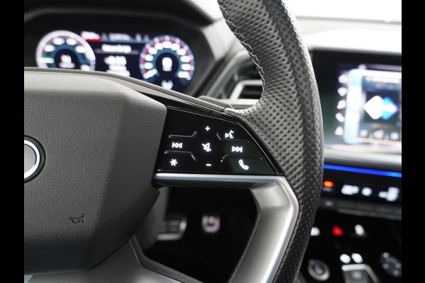 Audi Q4 e-tron 50 Quattro 300pk S-Line Competition Pano-dak Leer Matrix-Led 21" 77kWh Sonos®-Audio Warmtepomp Adaptive-CruiseHead-Up-Display La Assistentie Pack Comfort-plus Pack Dynamic Pack Interieur Pack Keyless Pack Automatisch grootlicht Privacy-Glass Zeer compleet Grote Accu €75.000 nieuw