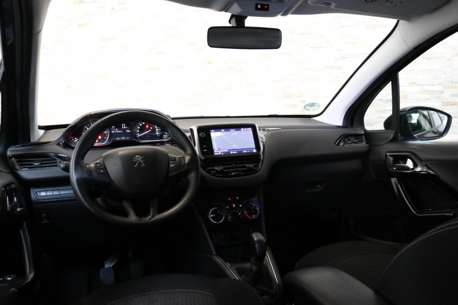 Peugeot 208 1.2 PureTech Blue Lion | PDC| NAVI | CARPLAY | NAP |