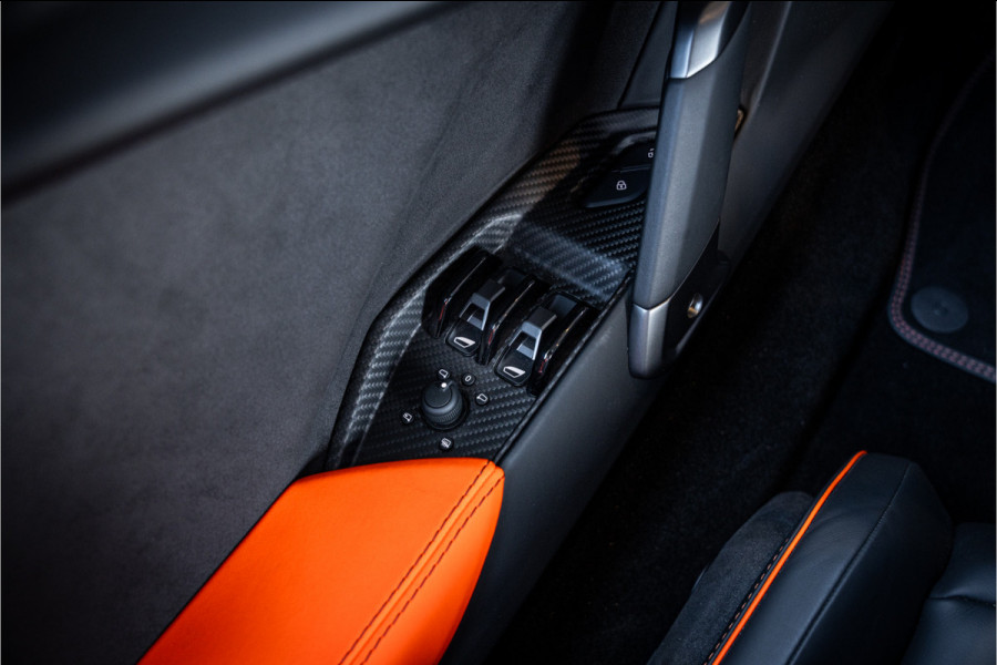 Lamborghini Revuelto - Verde Citrea | Full Carbon | Passenger Display | Lift