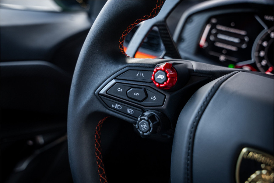 Lamborghini Revuelto - Verde Citrea | Full Carbon | Passenger Display | Lift