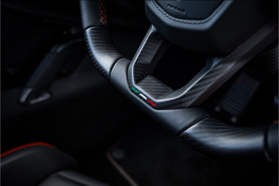 Lamborghini Revuelto - Verde Citrea | Full Carbon | Passenger Display | Lift