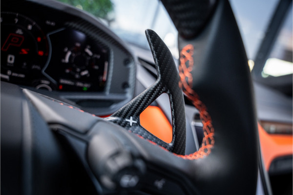 Lamborghini Revuelto - Verde Citrea | Full Carbon | Passenger Display | Lift