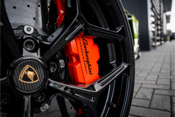 Lamborghini Revuelto - Verde Citrea | Full Carbon | Passenger Display | Lift