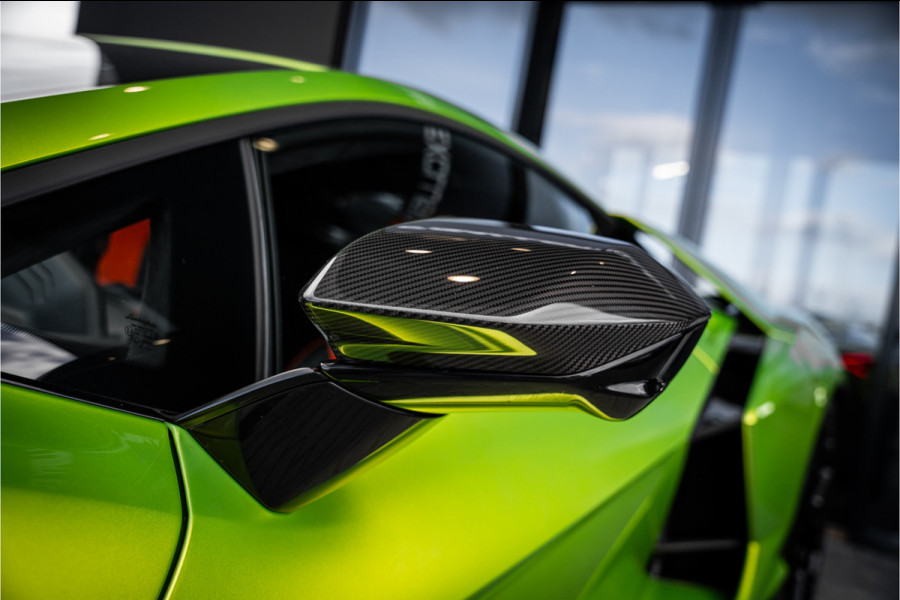Lamborghini Revuelto - Verde Citrea | Full Carbon | Passenger Display | Lift