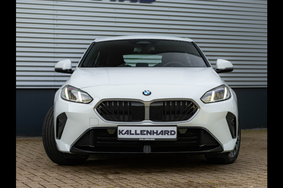 BMW 1-serie 120 M-Sport - Active Cruise Control - Stoelverwarming - Camera