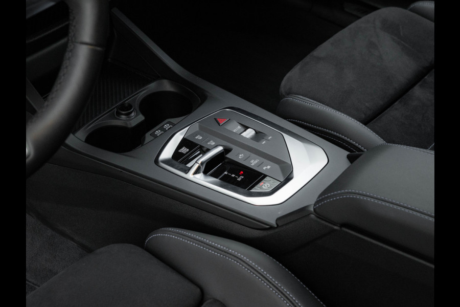 BMW 1-serie 120 M-Sport - Active Cruise Control - Stoelverwarming - Camera