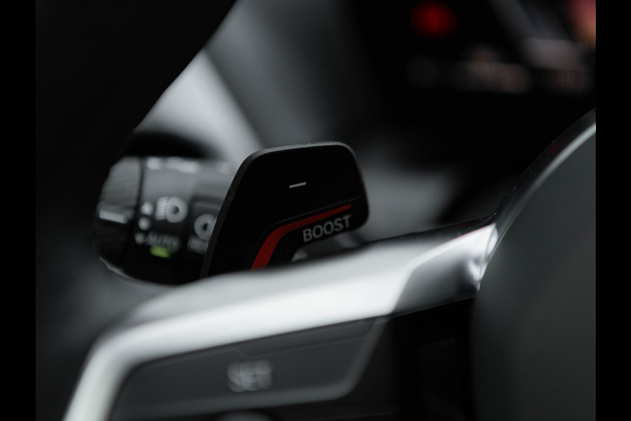 BMW 1-serie 120 M-Sport - Active Cruise Control - Stoelverwarming - Camera