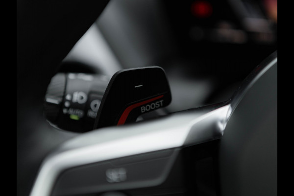 BMW 1-serie 120 M-Sport - Active Cruise Control - Stoelverwarming - Camera
