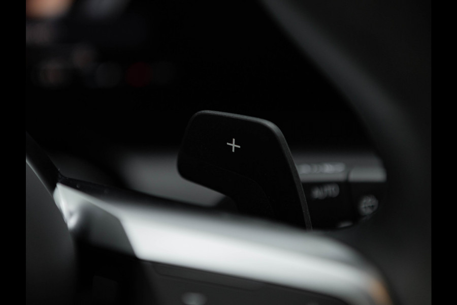 BMW 1-serie 120 M-Sport - Active Cruise Control - Stoelverwarming - Camera