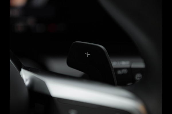 BMW 1-serie 120 M-Sport - Active Cruise Control - Stoelverwarming - Camera