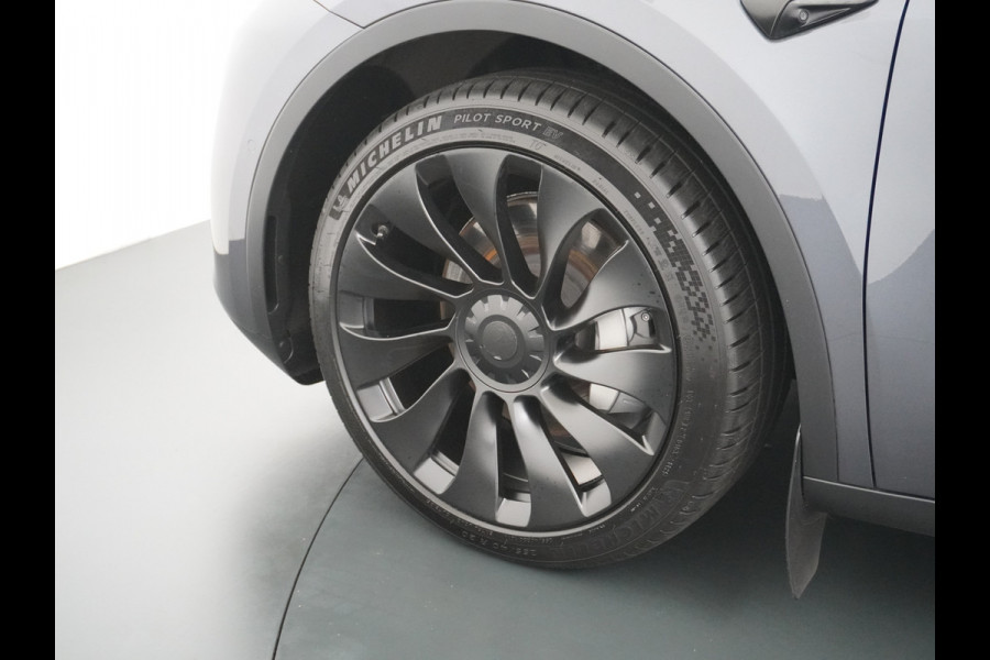 Tesla Model Y Long Range AWD 75kWh  Trekhaak Lmv 20" Wrmtepomp Leder Navi Ecc Premium Audio Stoel+Stuurverwarming Autopilot 3.0 Adaptieve Crui Memory Matrix Led Intel Atom® Processor Homelink 5 Achterbank verwarmd 4WD 1.600KG Trekgewicht