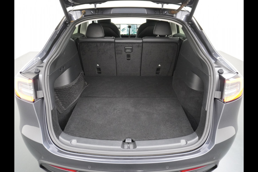 Tesla Model Y Long Range AWD 75kWh  Trekhaak Lmv 20" Wrmtepomp Leder Navi Ecc Premium Audio Stoel+Stuurverwarming Autopilot 3.0 Adaptieve Crui Memory Matrix Led Intel Atom® Processor Homelink 5 Achterbank verwarmd 4WD 1.600KG Trekgewicht