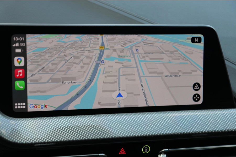 BMW 1-serie 118i / LIVE COCKPIT / LED / PDC V+A / CARPLAY / SFEERVERLICHTING