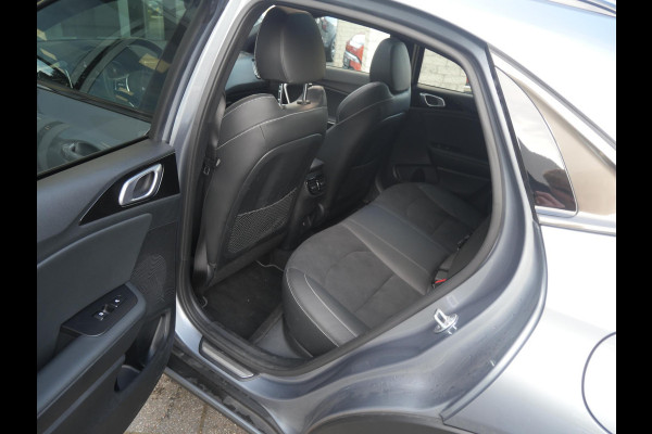 Kia Xceed 1.5 T-GDi GT-PlusLine | Camera | Cruise | Clima | Carplay | Navi | Stoel-stuurverwarming | schuif-kanteldak |