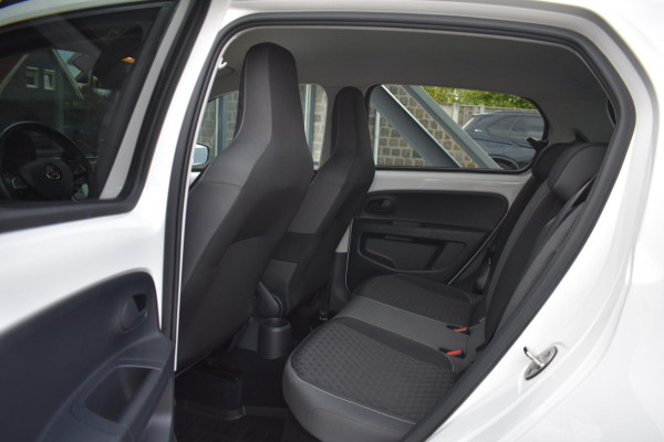 Škoda Citigo 1.0 CRUISE CONTROLE | AIRCO | NAP | NL | BLUETOOTH | ELEKTRISCHE RAMEN Škoda Citigo 1.0 CRUISE CONTROLE | AIRCO | NAP | NL | BLUETOOTH | ELEKTRISCHE RAMEN