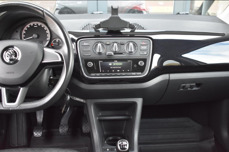 Škoda Citigo 1.0 CRUISE CONTROLE | AIRCO | NAP | NL | BLUETOOTH | ELEKTRISCHE RAMEN Škoda Citigo 1.0 CRUISE CONTROLE | AIRCO | NAP | NL | BLUETOOTH | ELEKTRISCHE RAMEN