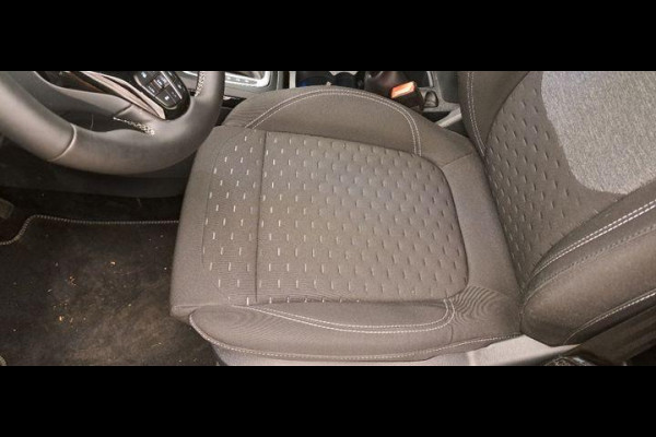 Ford Puma 1.0 EcoBoost Hybrid Titanium 125pk | Driver Assistance Pack | Winterpack | Keyless Pack | Elek. Achterklep | SYNC 4 Navigatie