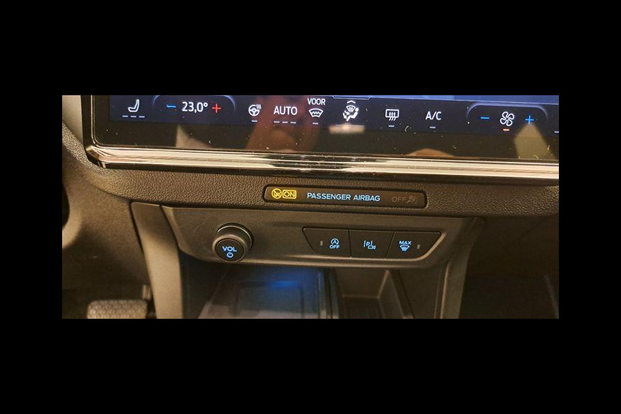 Ford Puma 1.0 EcoBoost Hybrid Titanium 125pk | Driver Assistance Pack | Winterpack | Keyless Pack | Elek. Achterklep | SYNC 4 Navigatie