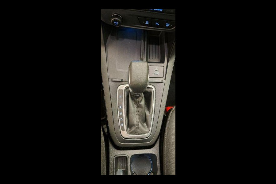 Ford Puma 1.0 EcoBoost Hybrid Titanium 125pk | Driver Assistance Pack | Winterpack | Keyless Pack | Elek. Achterklep | SYNC 4 Navigatie