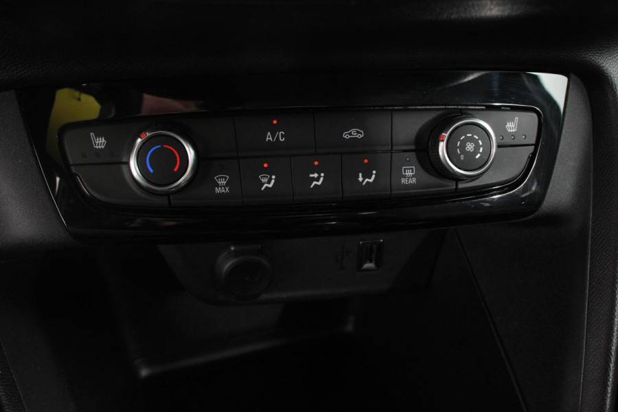 Opel Corsa 1.2 Edition | Navigatie | Airco | Cruise Control | Parkeersensoren | Lane Assist | Stoel/Stuurverwarming | Privacy Glass |
