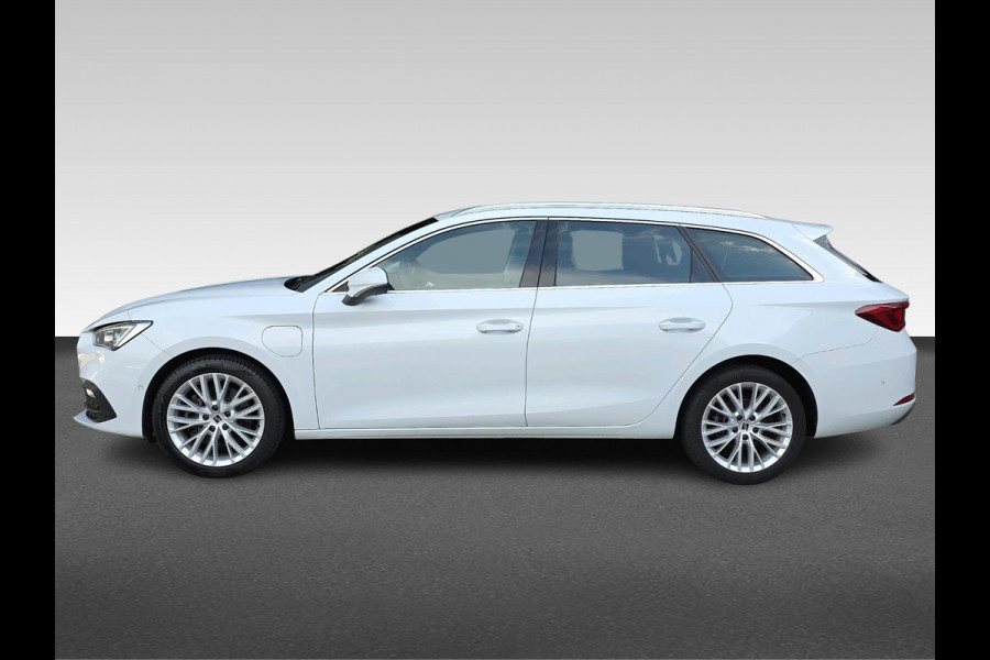 Seat Leon Sportstourer 1.4 TSI eHybrid PHEV Xcellence Business | Automaat | Half leder | Adaptive Cruise | Parkeersensoren |