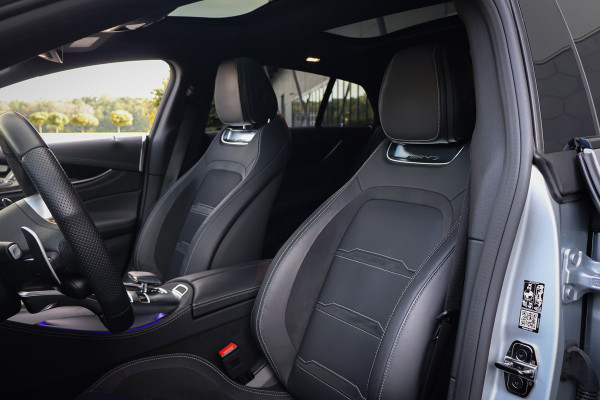 Mercedes-Benz AMG GT 4-Door Coupe AMG 63 4MATIC+ | ADAPTIVE CRUISE | ACHTERASBESTURING | PANORAMADAK | STOELVERWARMING & VERKOELING | MASSAGE | 360 CAMERA | MEMOR
