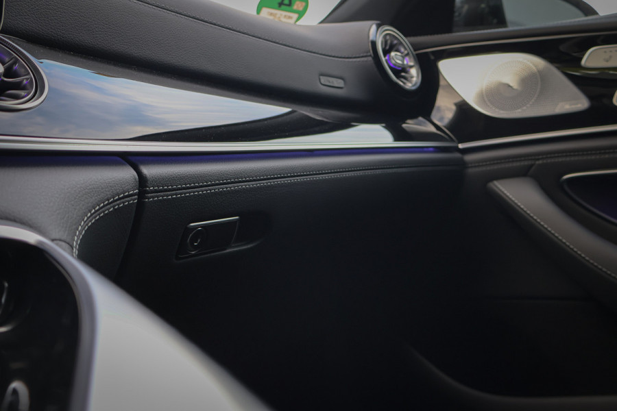 Mercedes-Benz AMG GT 4-Door Coupe AMG 63 4MATIC+ | ADAPTIVE CRUISE | ACHTERASBESTURING | PANORAMADAK | STOELVERWARMING & VERKOELING | MASSAGE | 360 CAMERA | MEMOR