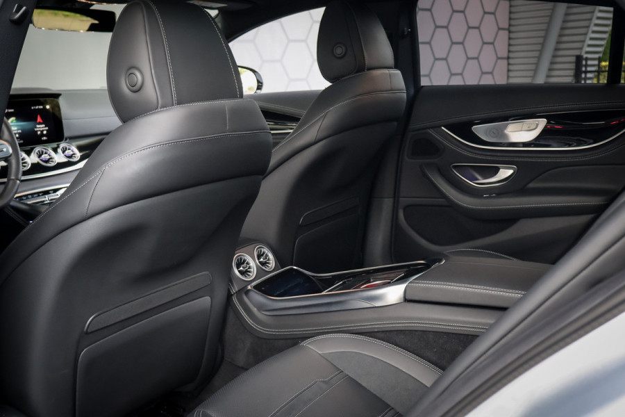 Mercedes-Benz AMG GT 4-Door Coupe AMG 63 4MATIC+ | ADAPTIVE CRUISE | ACHTERASBESTURING | PANORAMADAK | STOELVERWARMING & VERKOELING | MASSAGE | 360 CAMERA | MEMOR