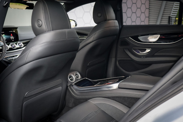 Mercedes-Benz AMG GT 4-Door Coupe AMG 63 4MATIC+ | ADAPTIVE CRUISE | ACHTERASBESTURING | PANORAMADAK | STOELVERWARMING & VERKOELING | MASSAGE | 360 CAMERA | MEMOR