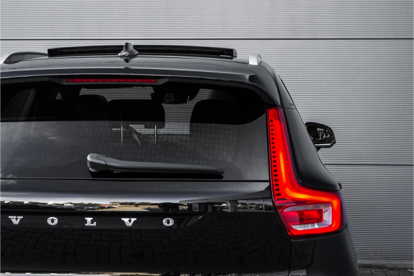 Volvo XC40 2.0 T4 Inscription Pano Memory ACC Trekhaak