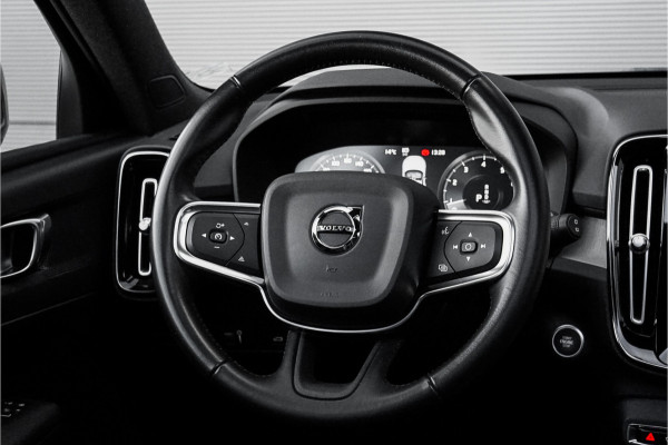 Volvo XC40 2.0 T4 Inscription Pano Memory ACC Trekhaak