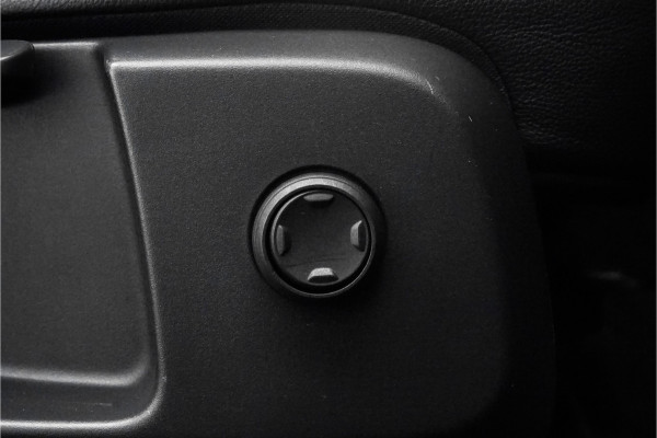 Volvo XC40 2.0 T4 Inscription Pano Memory ACC Trekhaak
