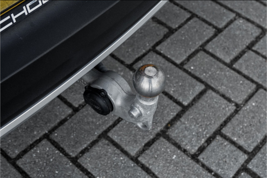 Volvo XC40 2.0 T4 Inscription Pano Memory ACC Trekhaak