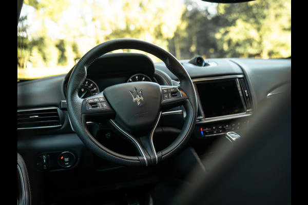 Maserati Levante 3.0 V6 Modena S | Verde Royale | Stoelventilatie | Pano-dak | Harman/Kardon