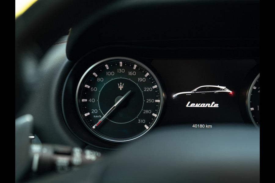 Maserati Levante 3.0 V6 Modena S | Verde Royale | Stoelventilatie | Pano-dak | Harman/Kardon