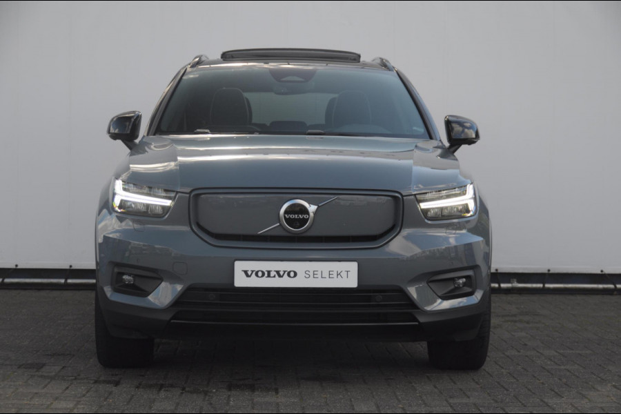 Volvo XC40 232PK Automaat Recharge Pro / Adaptieve cruise control/ Panoramadak/ Elektrische stoelen met geheugen/ BLIS/ Elektrische achterklep/ Parkeersensoren met 360 Camera/ Stoel en stuurwielverwarming/ Mistlampen/ Luxe bekleding/ 20" Velgen/ Harman kardon audio/ Apple carplay