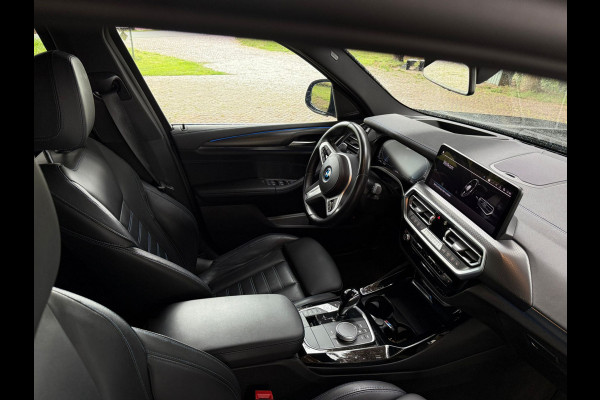 BMW X3 30e High Executive M Sport xDrive Harman en Kardon Schuif pano / schuif Sportstoelen 360 camera met parkassist
