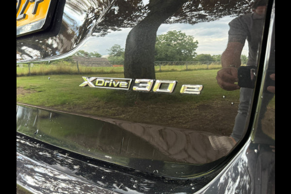 BMW X3 30e High Executive M Sport xDrive Harman en Kardon Schuif pano / schuif Sportstoelen 360 camera met parkassist
