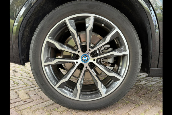 BMW X3 30e High Executive M Sport xDrive Harman en Kardon Schuif pano / schuif Sportstoelen 360 camera met parkassist
