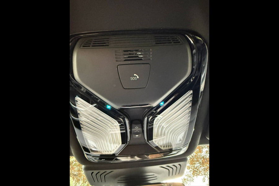 BMW X3 30e High Executive M Sport xDrive Harman en Kardon Schuif pano / schuif Sportstoelen 360 camera met parkassist